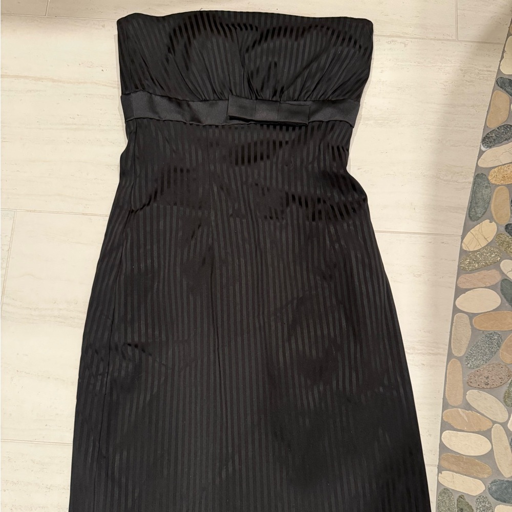Elegant Tessuto Black Dress